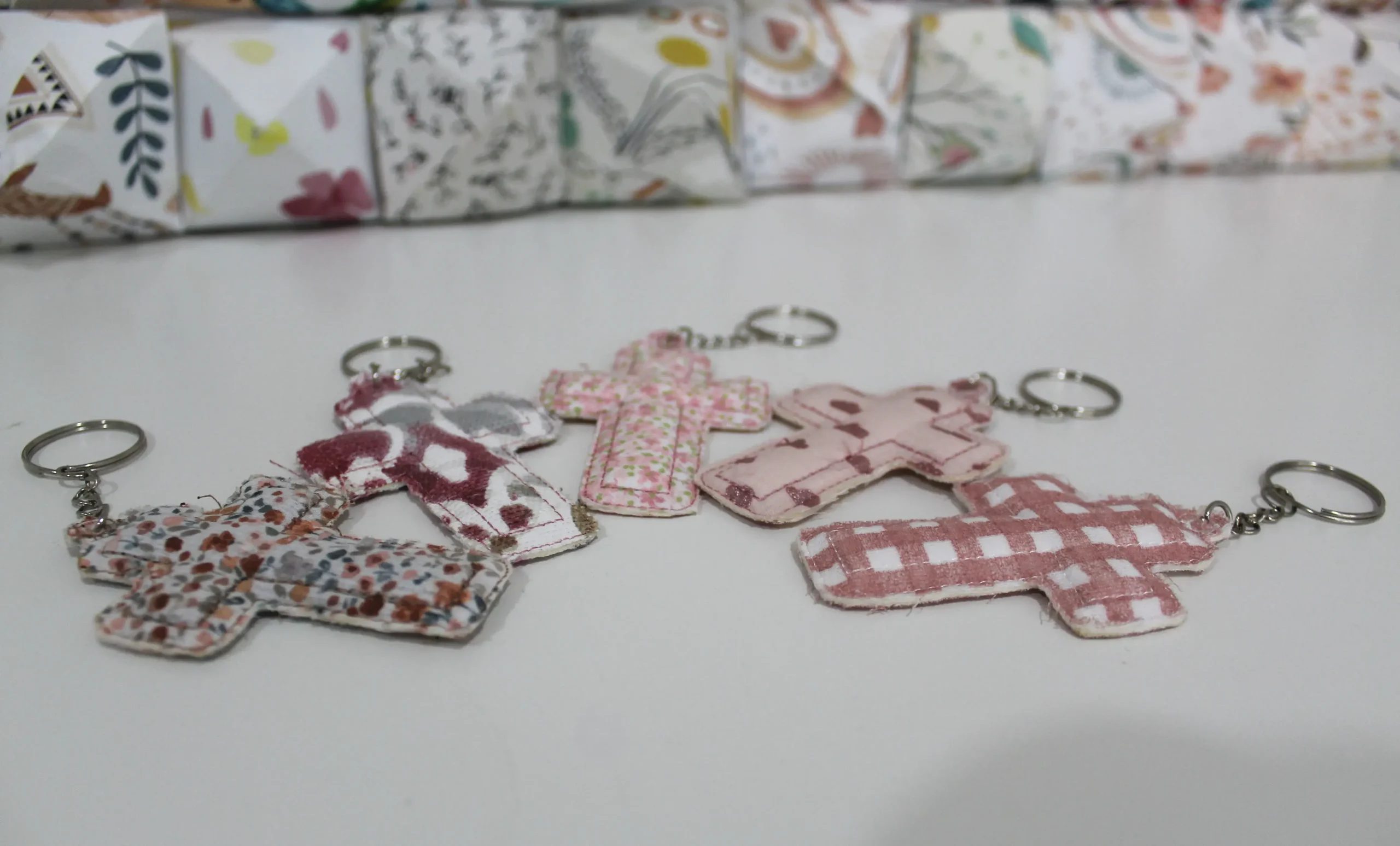 LLAVERO CRUZ PARA EVENTOS - Imagen 2